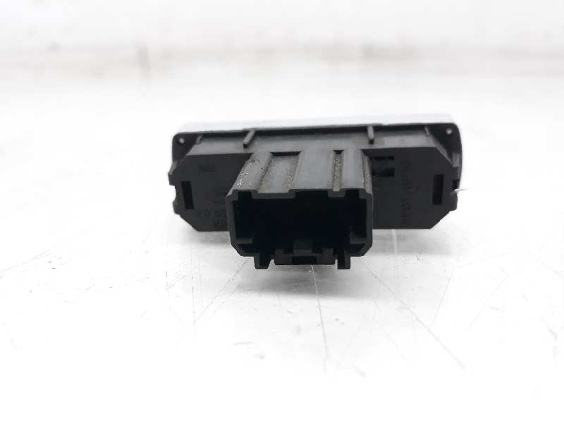 FORD Mondeo 3 generation (2000-2007) Bouton de danger 4S7T13A350AB 20193078