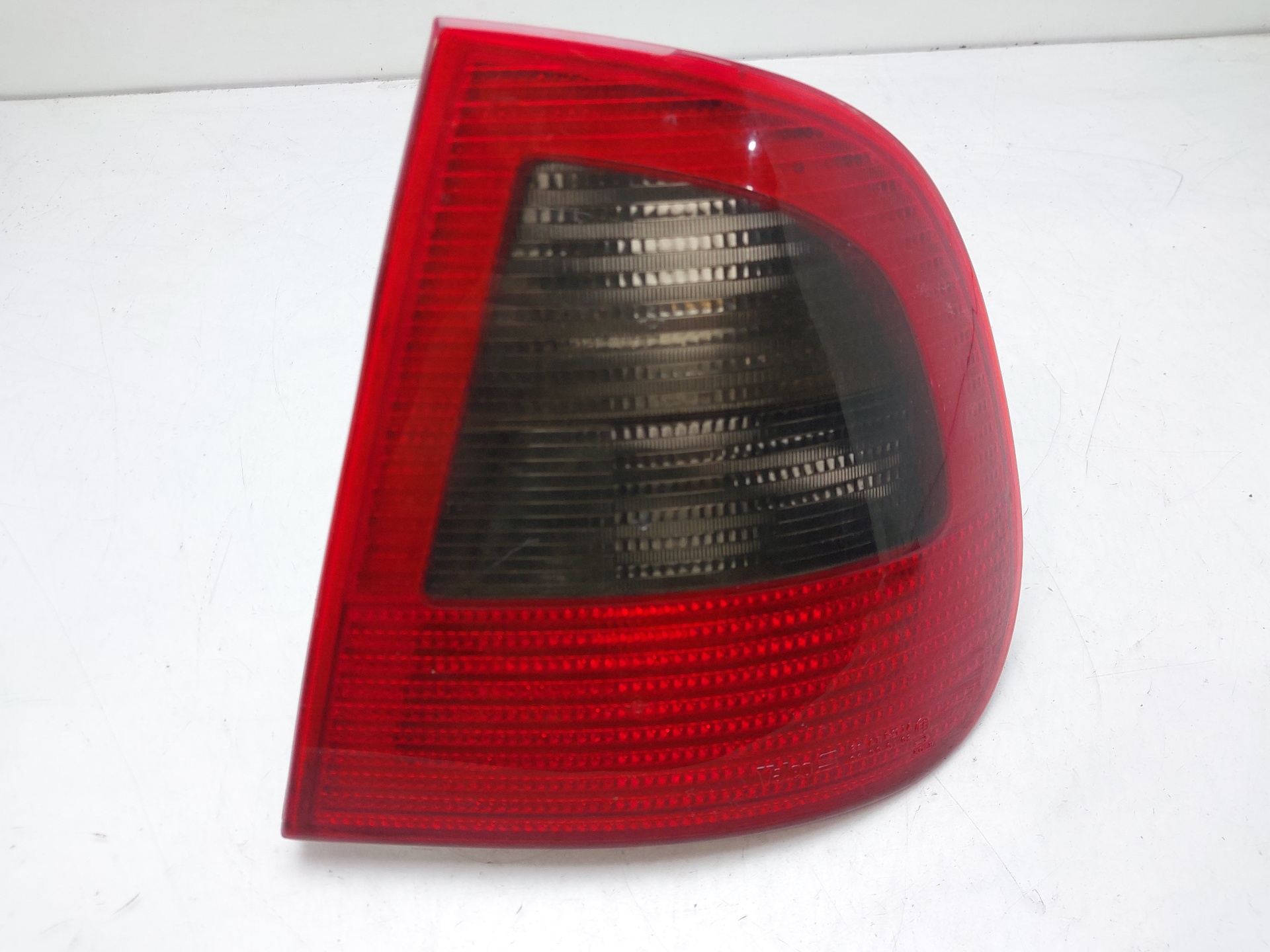 SEAT Ibiza 2 generation (1993-2002) Feu arrière droit 6K5945096 22481800