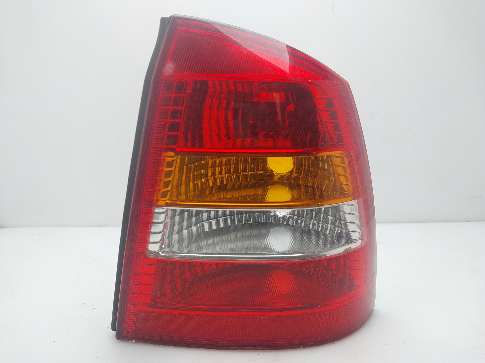 OPEL Astra H (2004-2014) Rear Right Taillight Lamp 13117093 24760110