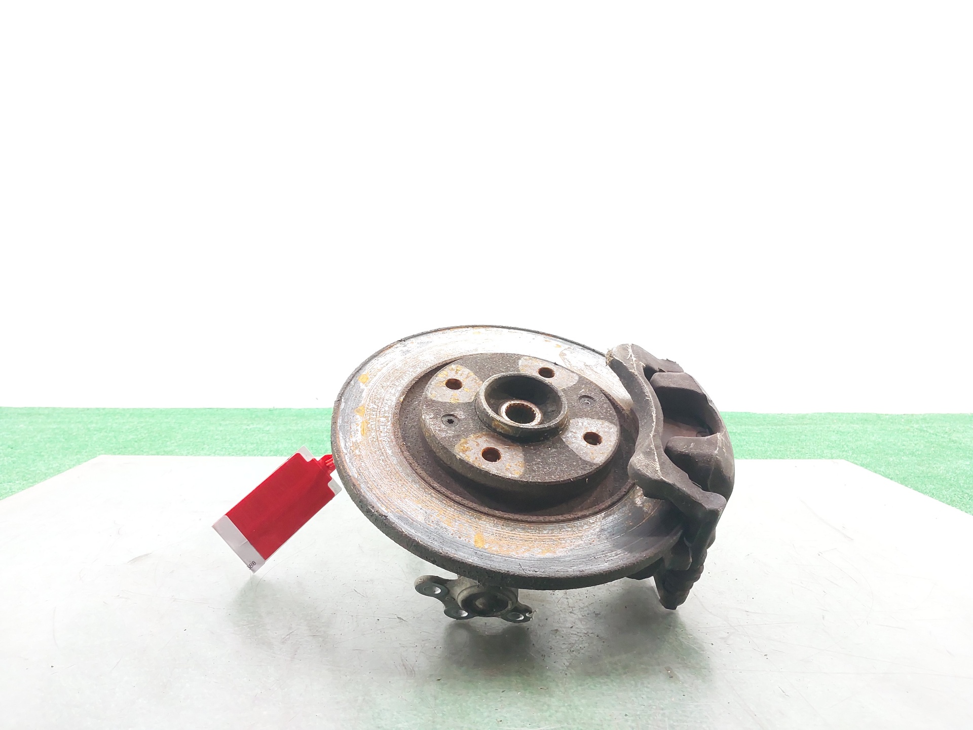 CITROËN C3 1 generation (2002-2010) Front Right Wheel Hub 1607557580 26922145