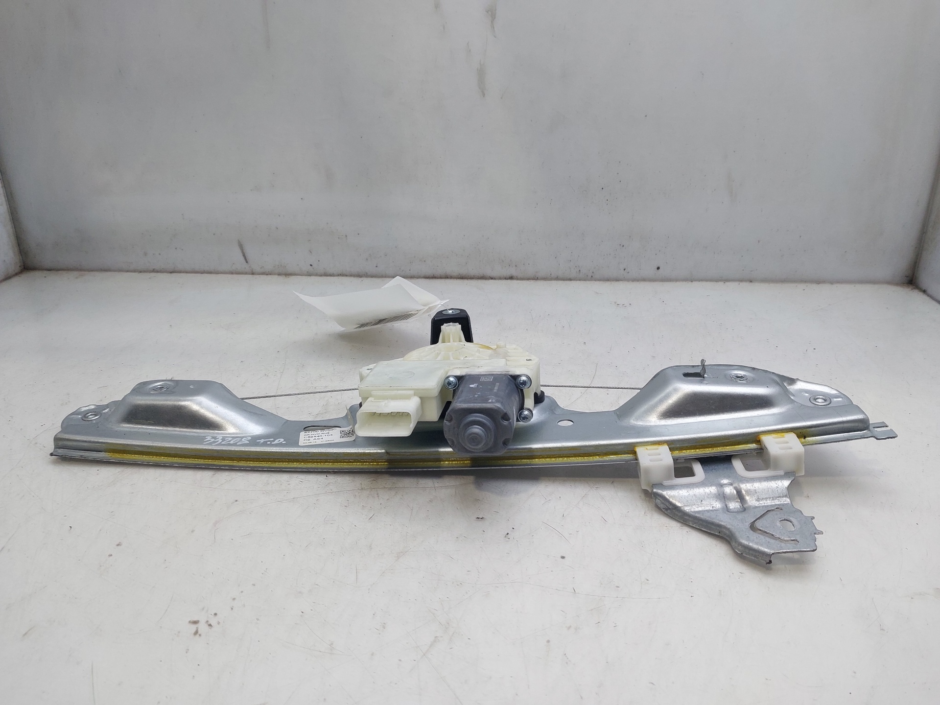 NISSAN Qashqai 2 generation (2013-2023) Rear Right Door Window Regulator 82700HV00C 24149678