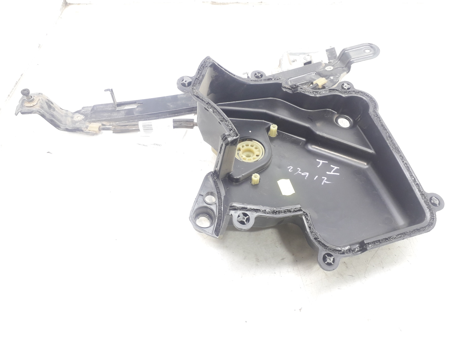 SEAT Leon 2 generation (2005-2012) Стеклоподъемник задней левой двери 1P0839461A 18793593