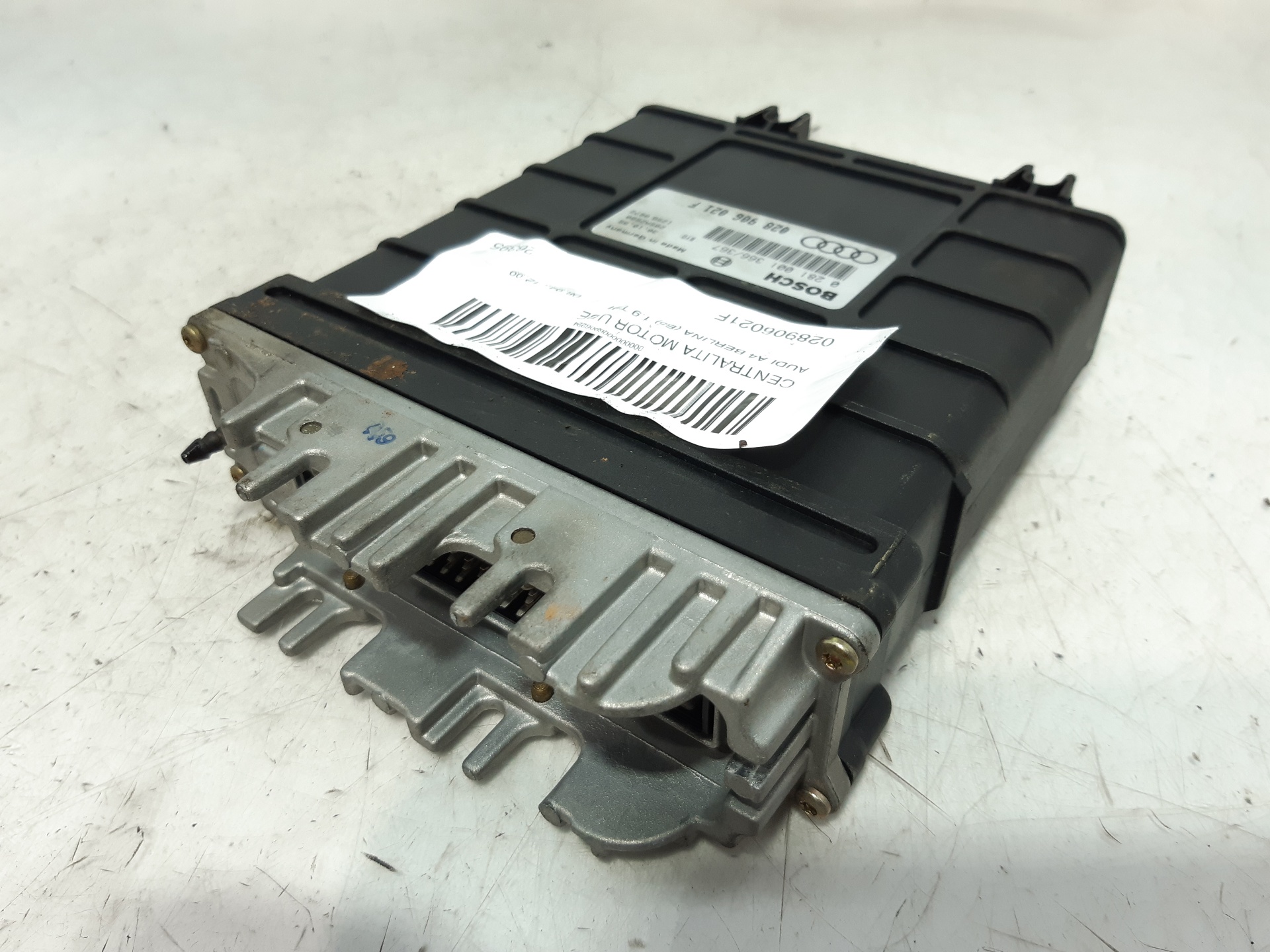 AUDI A4 B5/8D (1994-2001) Engine Control Unit ECU 028906021F 18771825