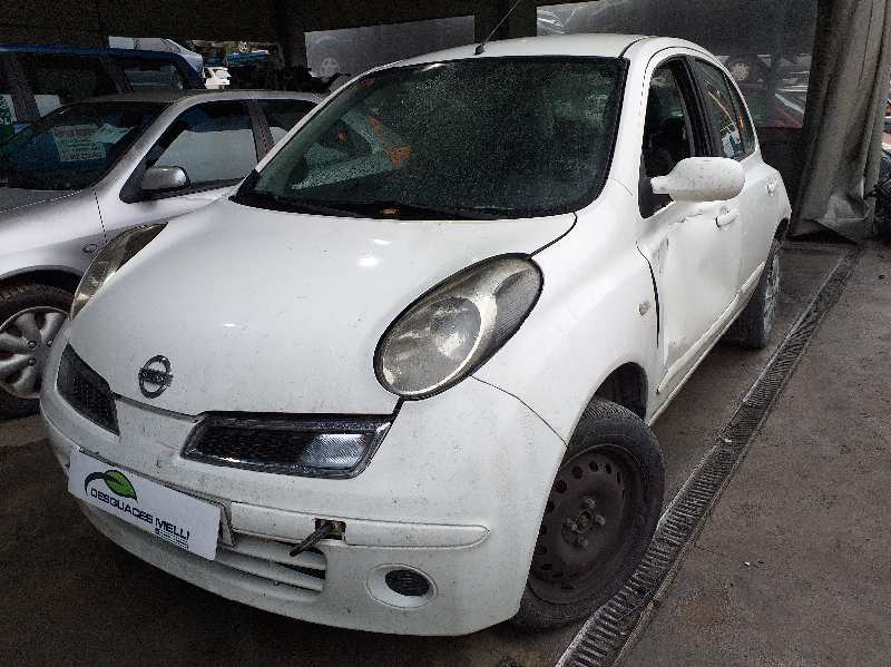 NISSAN Micra K12 (2002-2010) Kreisais aizmugurējais iekšējais atvēršanas rokturis 5010800006 22043631