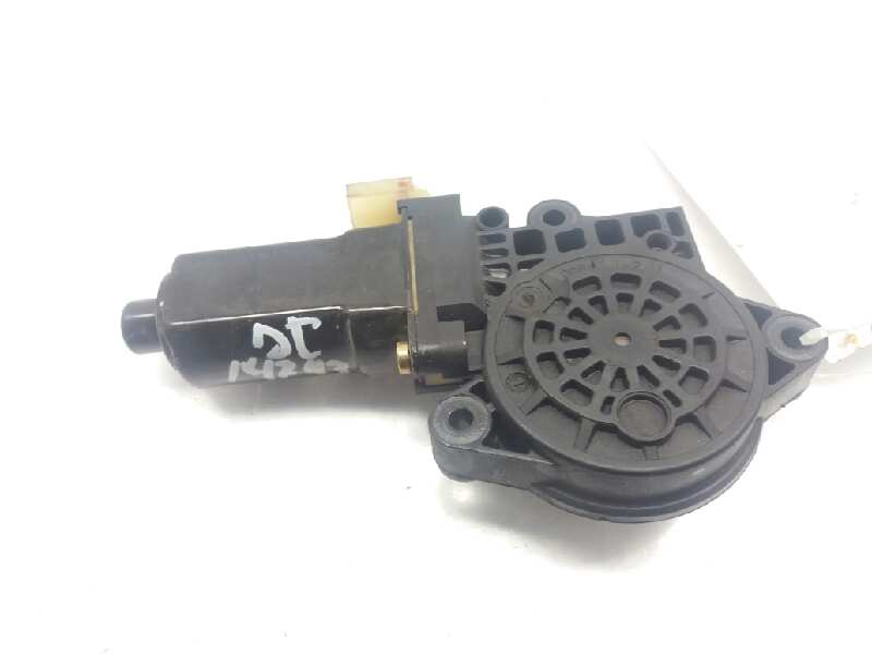 HYUNDAI Tucson 1 generation (2004-2010) Front Left Door Window Regulator Motor 824502E000 20180396