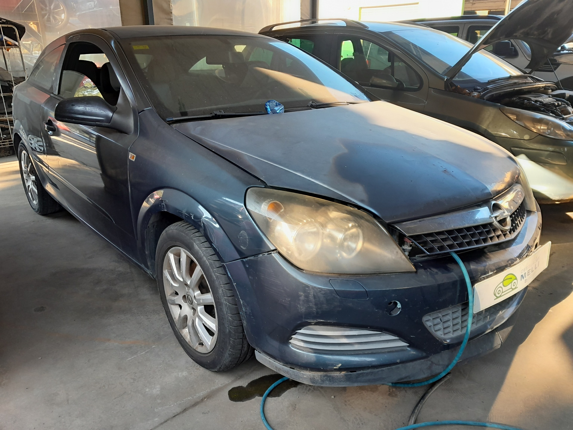 MG Astra J (2009-2020) Jobb oldali napellenző 13113045 20152599