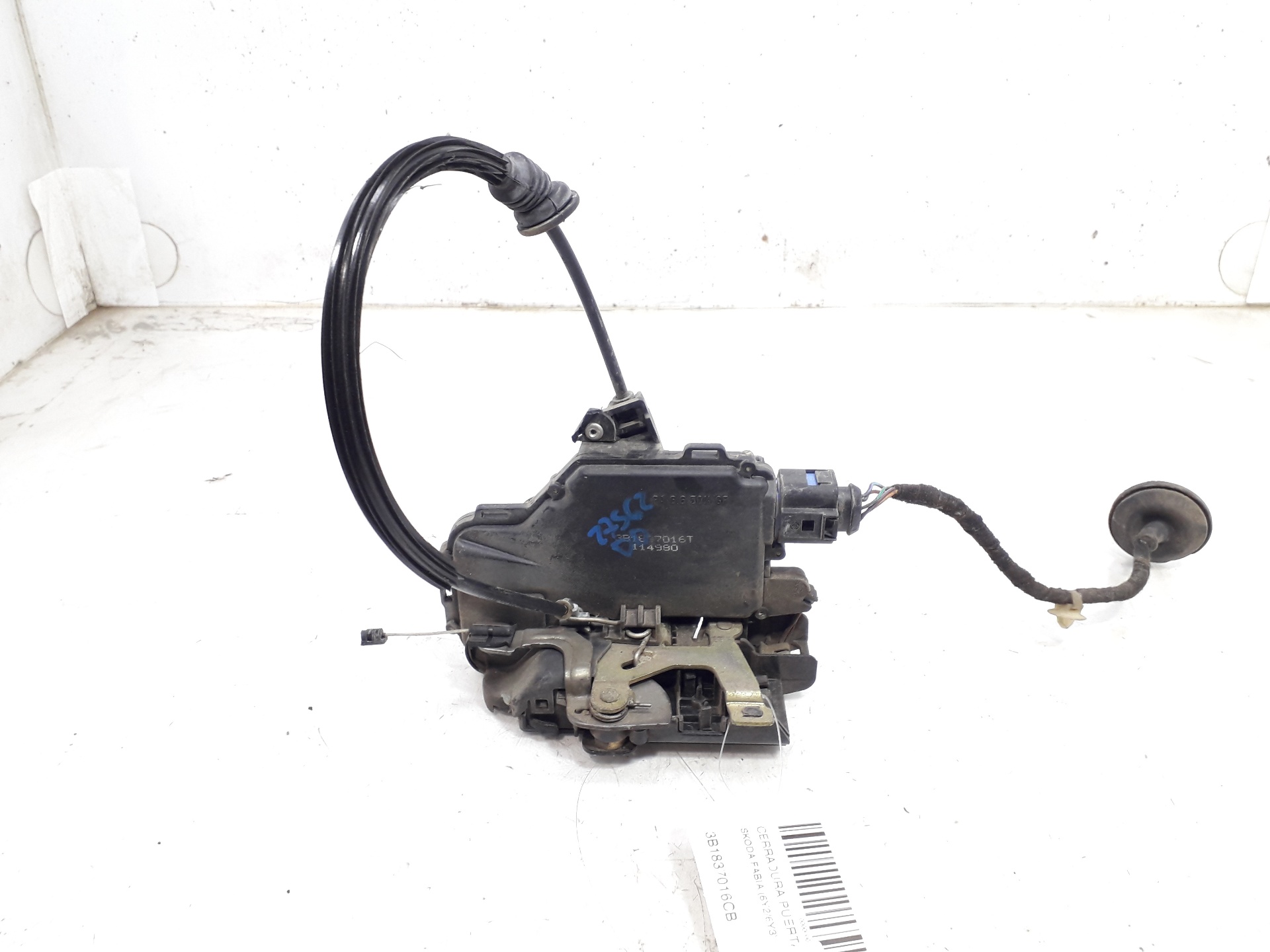 SKODA Fabia 6Y (1999-2007) Front Right Door Lock 3B1837016CB 24053283