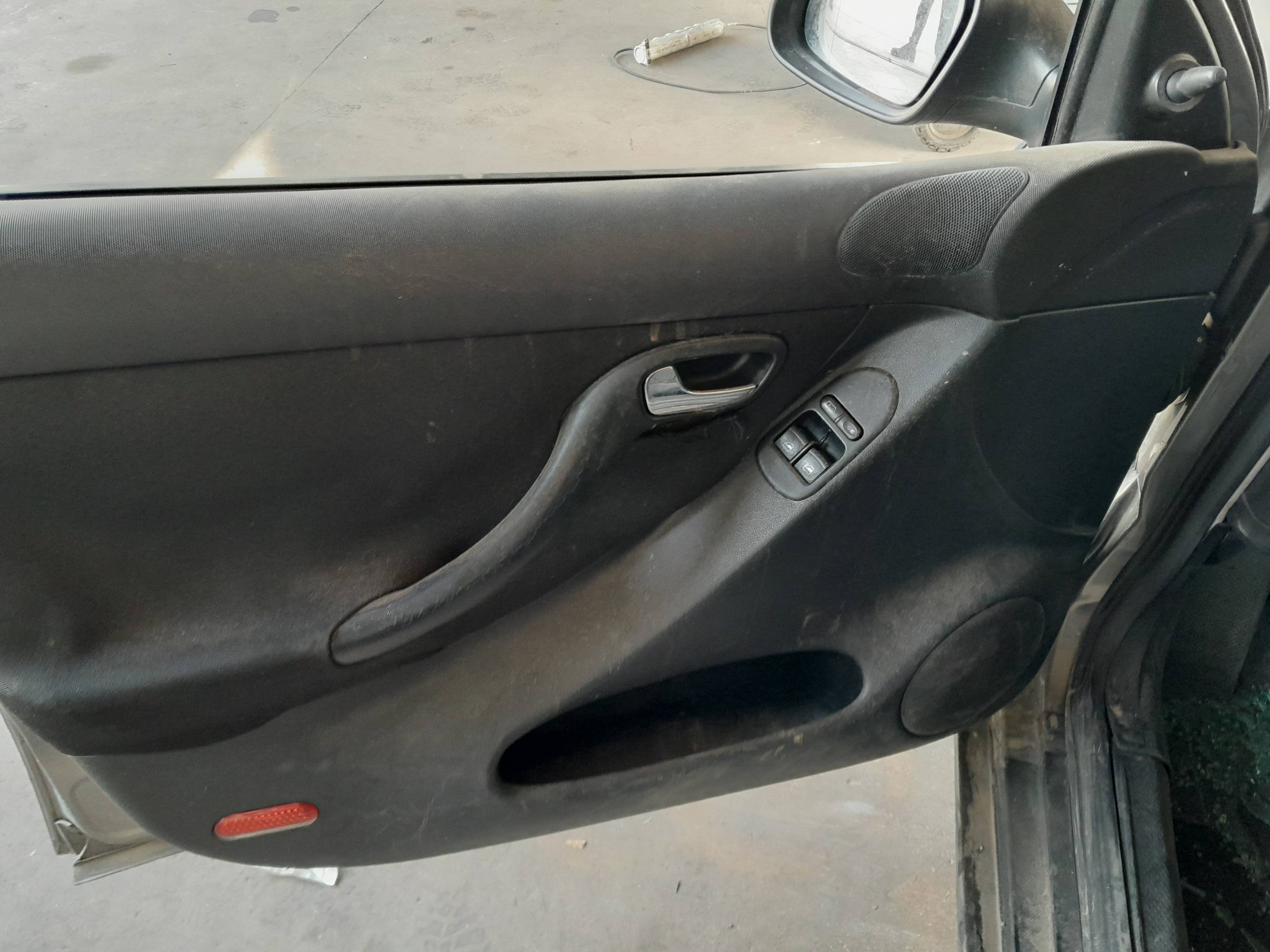 SEAT Leon 1 generation (1999-2005) Right Side Wing Mirror 1M0857934A 20949463