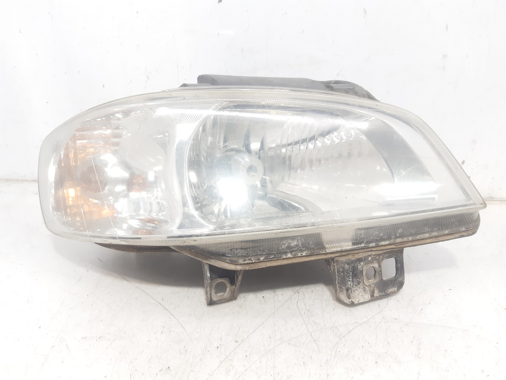 SEAT Ibiza 2 generation (1993-2002) Front Right Headlight 6K1941044A 18732737