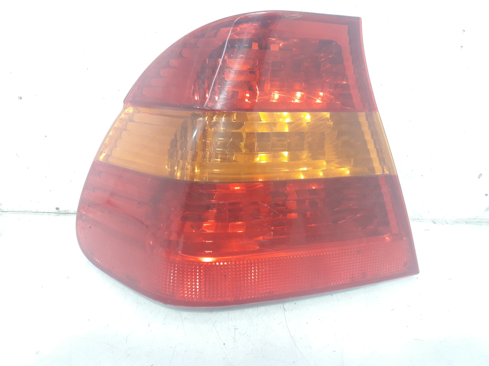 BMW 3 Series E46 (1997-2006) Rear Right Taillight Lamp 6907933 18741098