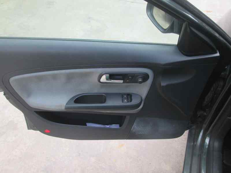 SEAT Cordoba 2 generation (1999-2009) Starteris 02T911023G 20166495