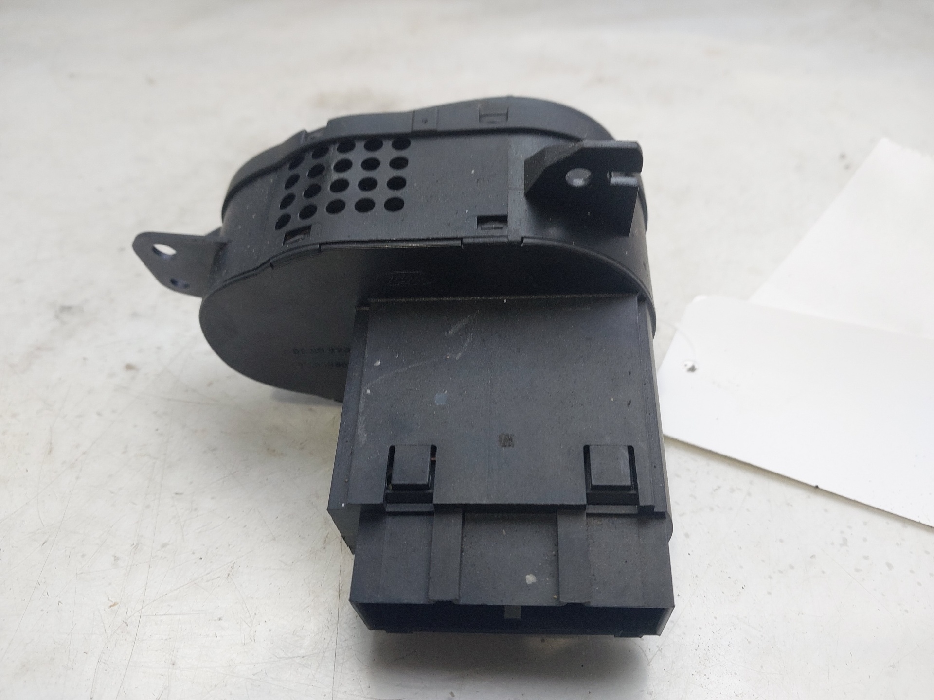 FORD Focus 1 generation (1998-2010) Headlight Switch Control Unit 98AG13A024CG 25073870