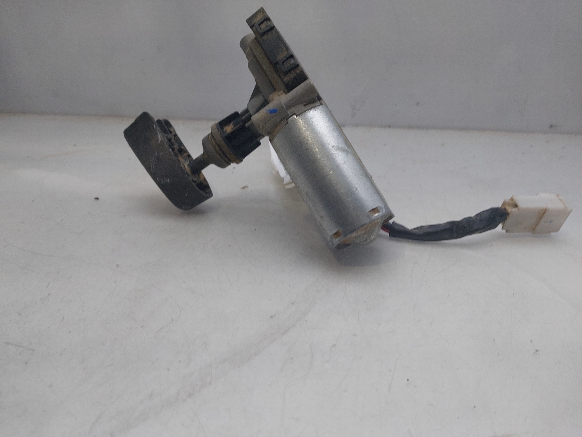 RENAULT Scenic 1 generation (1996-2003) Tailgate  Window Wiper Motor 7700432076 23795076