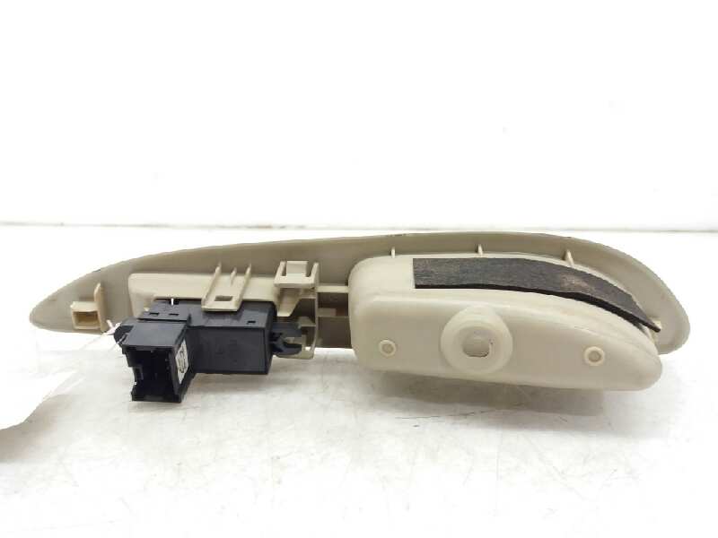 NISSAN Primera P12 (2001-2008) Rear Right Door Window Control Switch 25411AV600 20193381