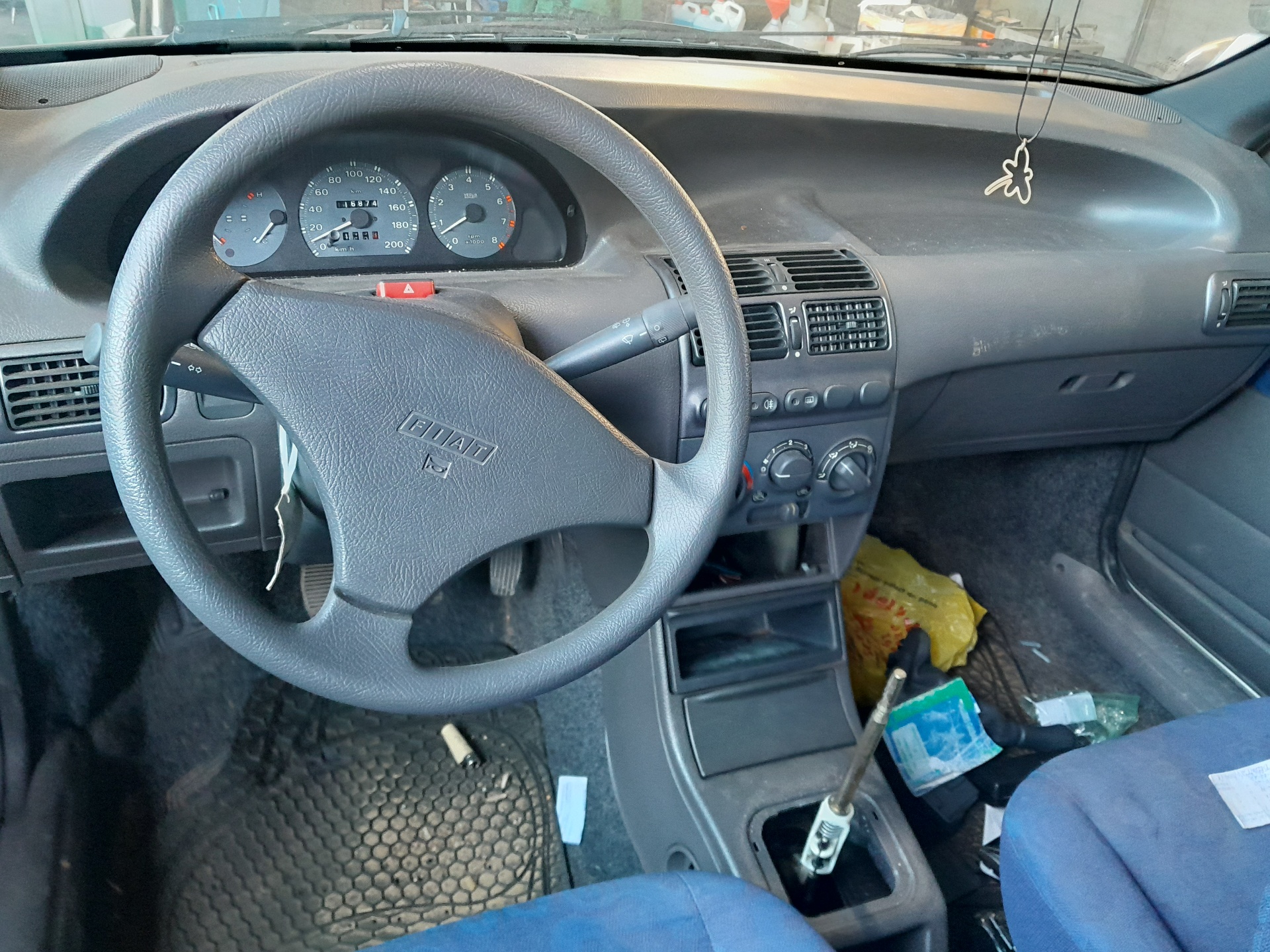 FIAT Punto 1 generation (1993-1999) Передній лівий поворотник 46402658 22705043