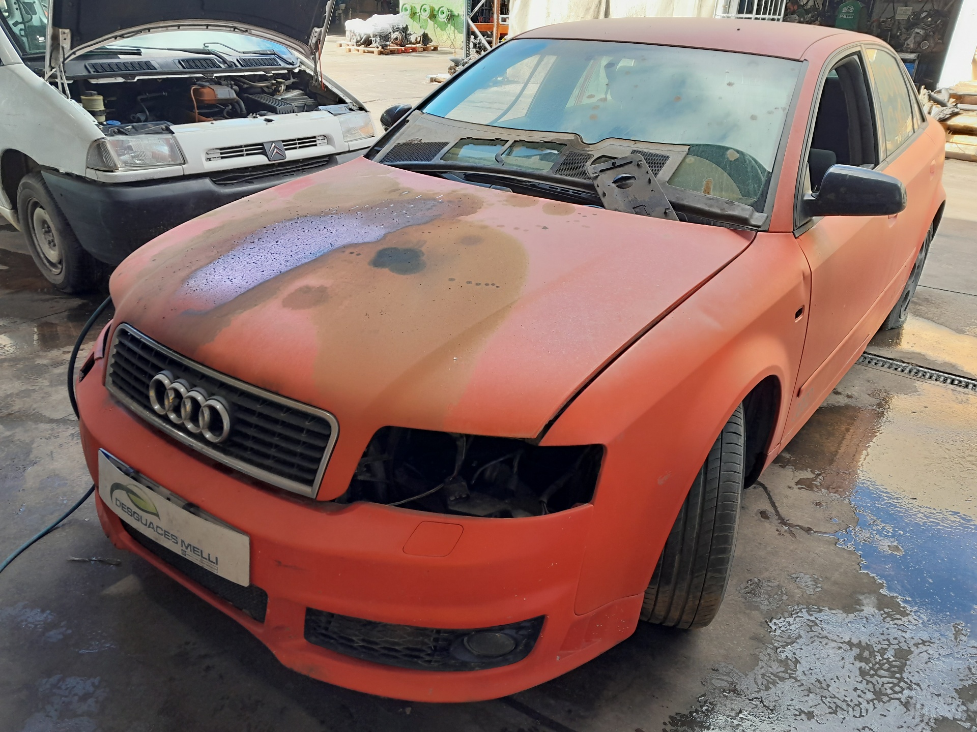 AUDI A4 B6/8E (2000-2005) Priekšējais kreisais durvju spogulis NVE2311 22455905