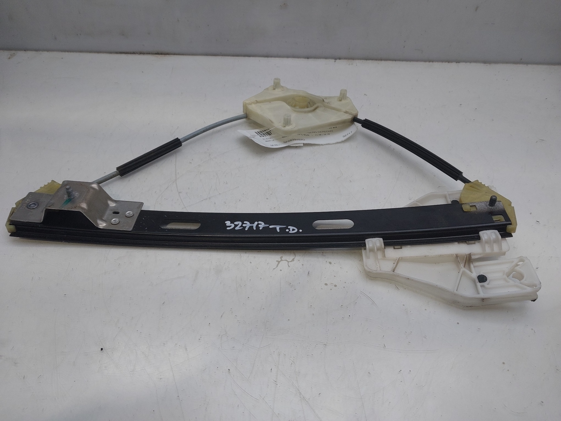 SEAT Leon 3 generation (2012-2020) Rear Right Door Window Regulator 5F4839462D 23093277