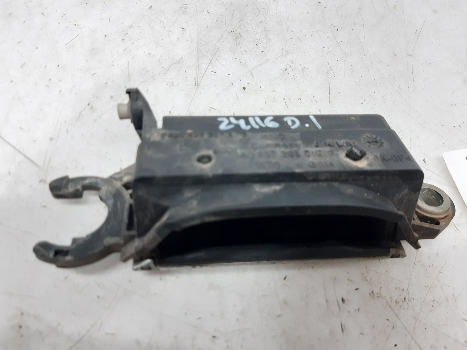 AUDI Front Left Door Exterior Handle 4A0837205D 24129330