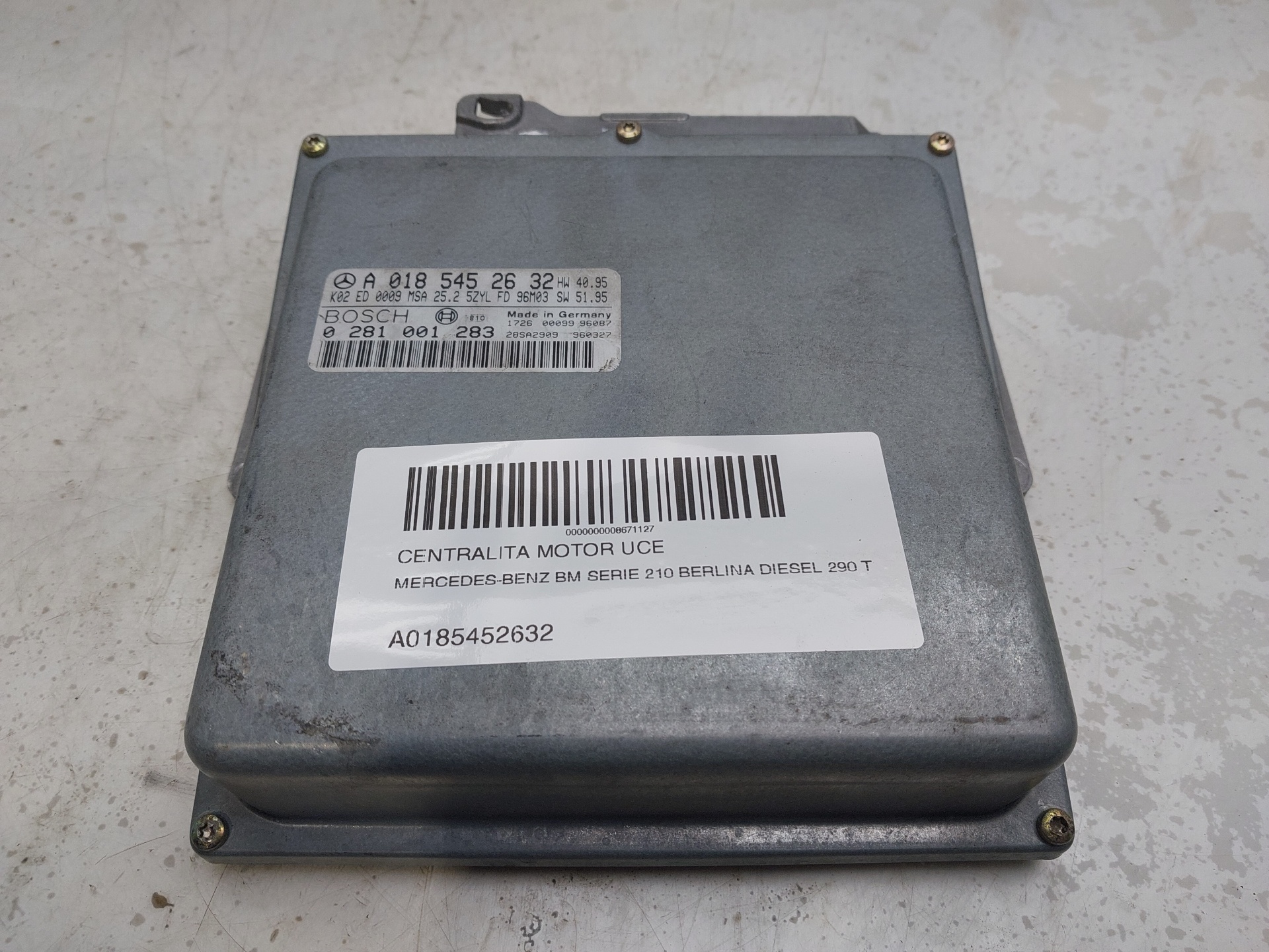 MERCEDES-BENZ E-Class W210 (1995-2002) Moottorin ohjausyksikkö ECU A0185452632 24402658