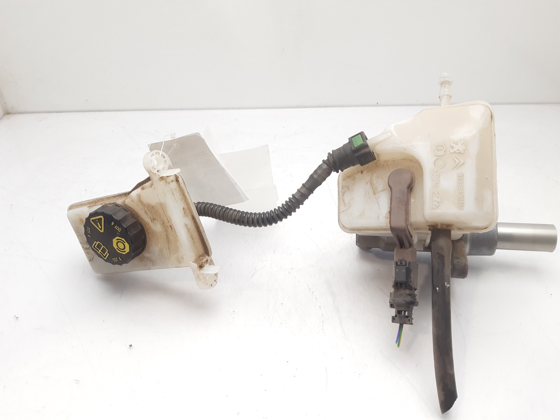 PEUGEOT 308 T9 (2013-2021) Brake Cylinder 1610017880 20153235