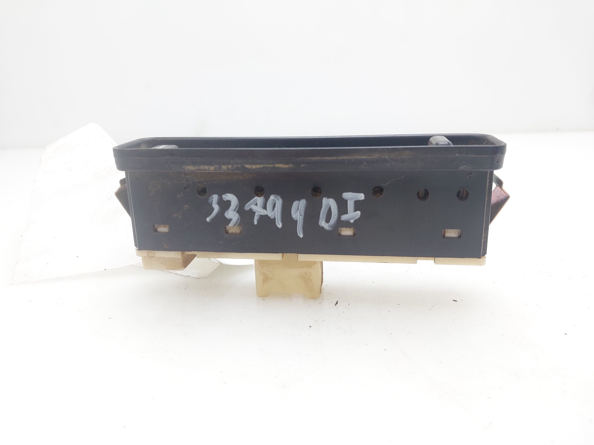 SUZUKI Vitara 1 generation (1988-2006) Front Left Door Window Switch 3799060A00 24150446