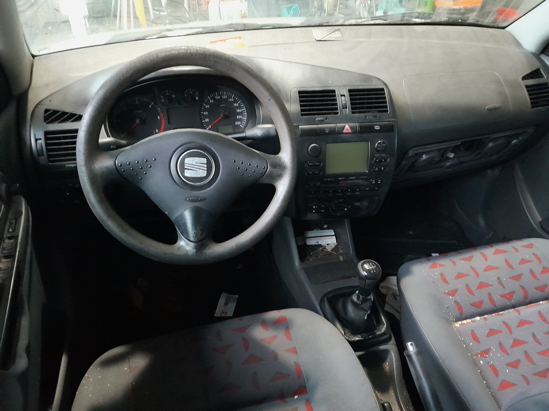 SEAT Ibiza 2 generation (1993-2002) Front Windshield Wiper Mechanism 1L0955119 23327105