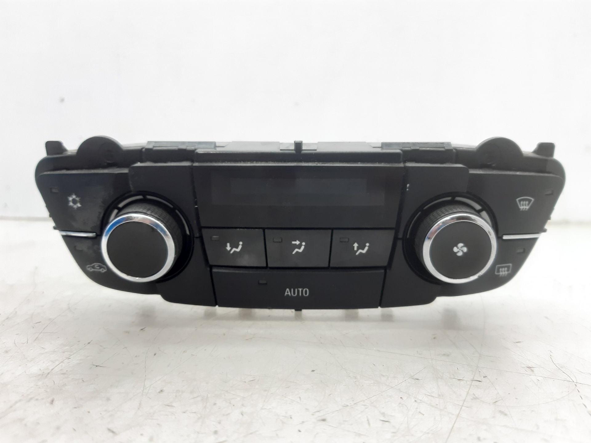 OPEL Insignia A (2008-2016) Climate  Control Unit 13273095 18639803