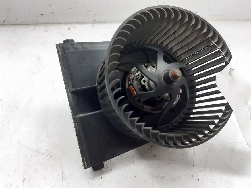 VOLKSWAGEN Bora 1 generation (1998-2005) Heater Blower Fan 1J1819021C 18398818