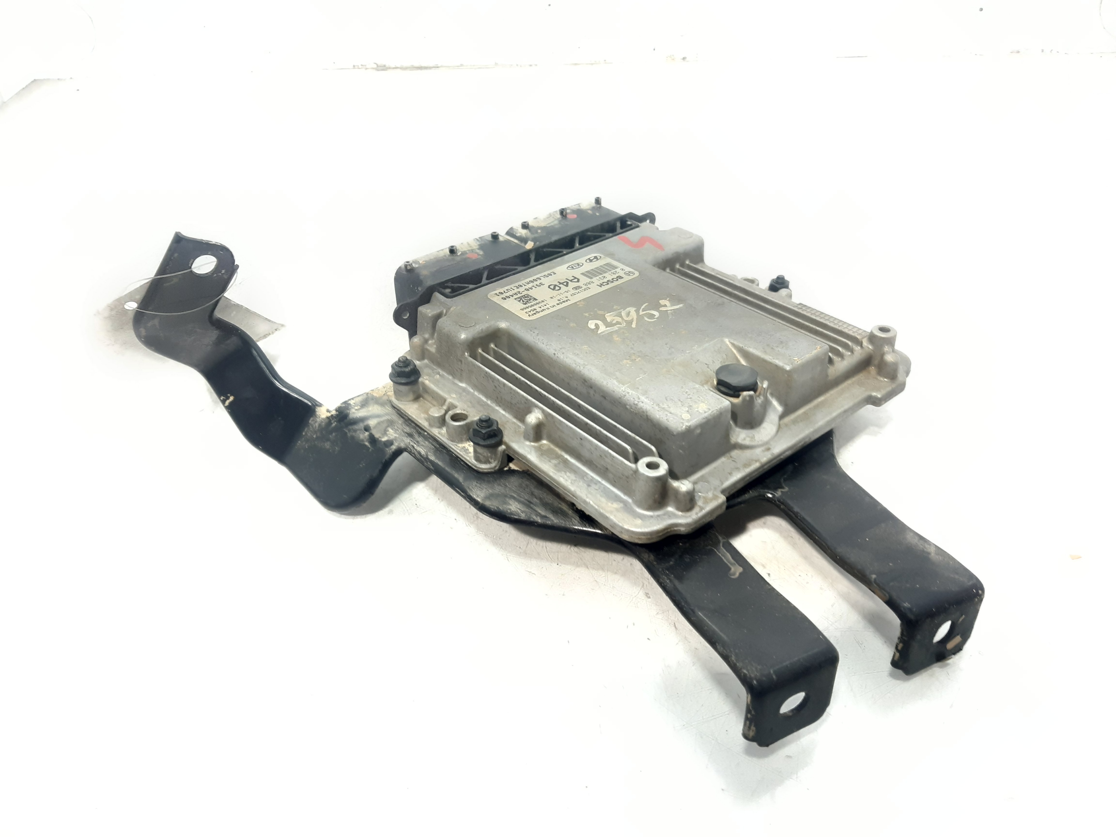 KIA Sportage 3 generation (2010-2015) Engine Control Unit ECU 391402A400 22037085