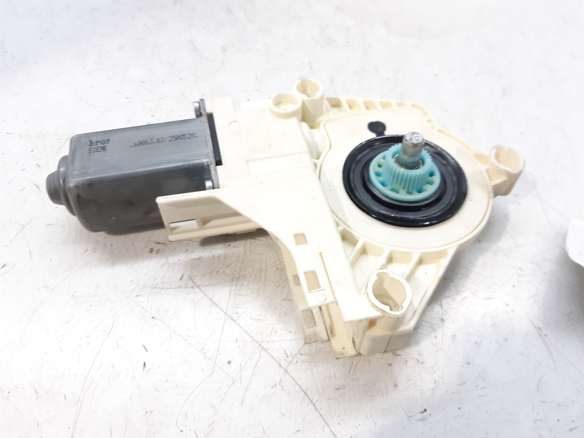 LAND ROVER Discovery 4 generation (2009-2016) Rear Right Door Window Control Motor CVR000010 20792089