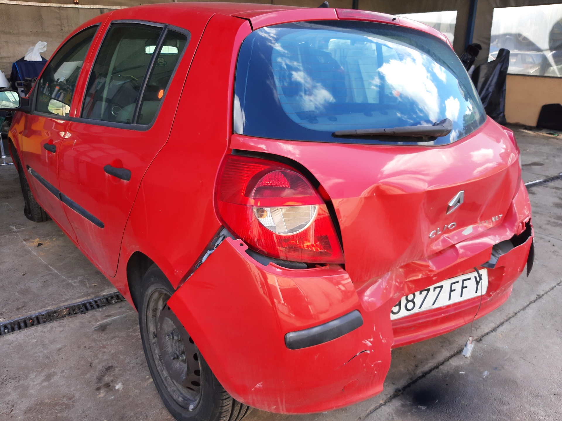 RENAULT Clio 3 generation (2005-2012) Forreste højre støddæmper 8200676026 22320179