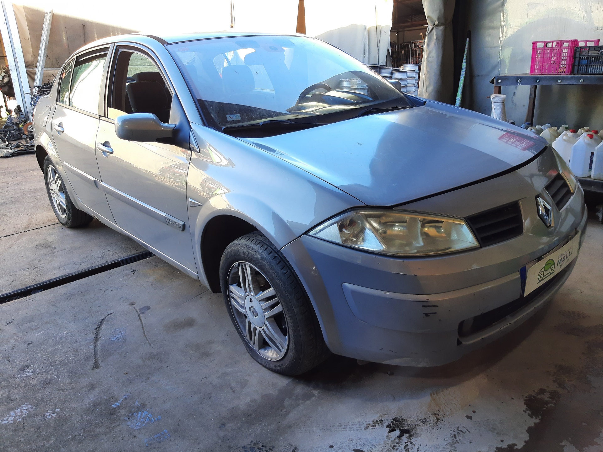 RENAULT Megane 2 generation (2002-2012) Крыло переднее левое 7701477186 24342049