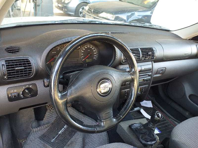 SEAT Toledo 2 generation (1999-2006) Егр клапан 06A131501G 18571246