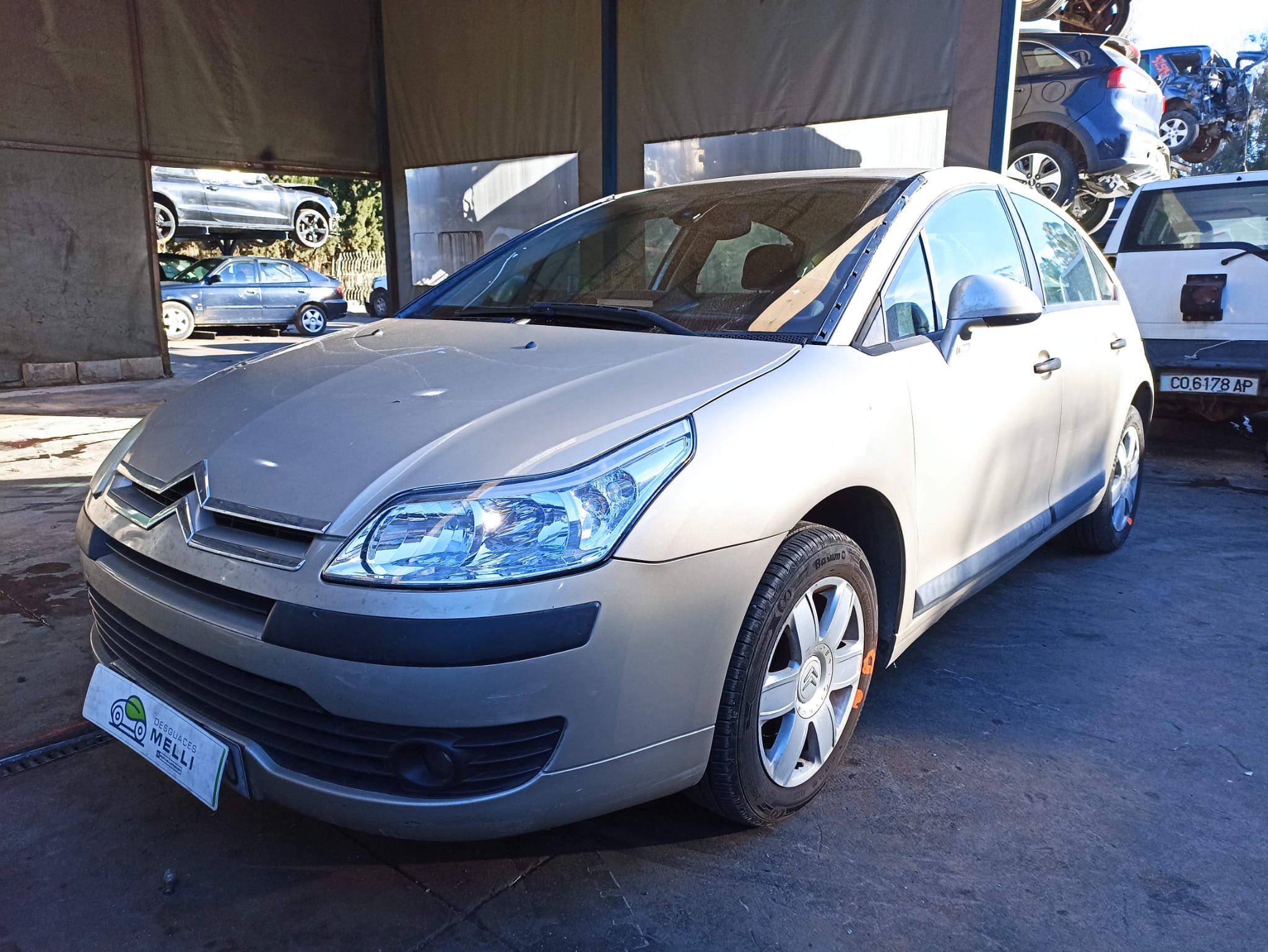 PEUGEOT C4 1 generation (2004-2011) Pravé predné dvere vonkajšia kľučka 9682508080 24983375