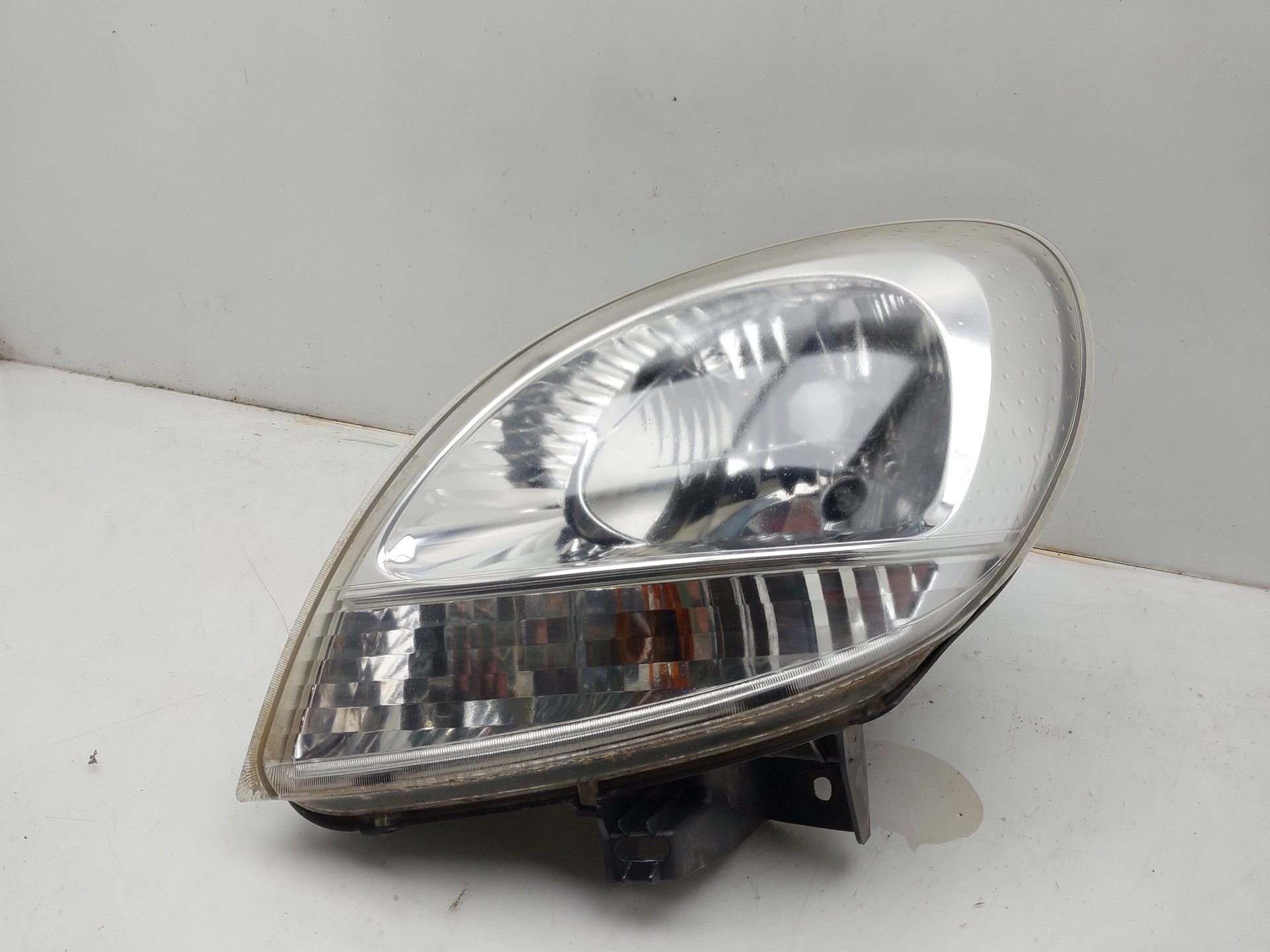 ASTON MARTIN Kangoo 1 generation (1998-2009) Front Left Headlight 8200236590 24141315