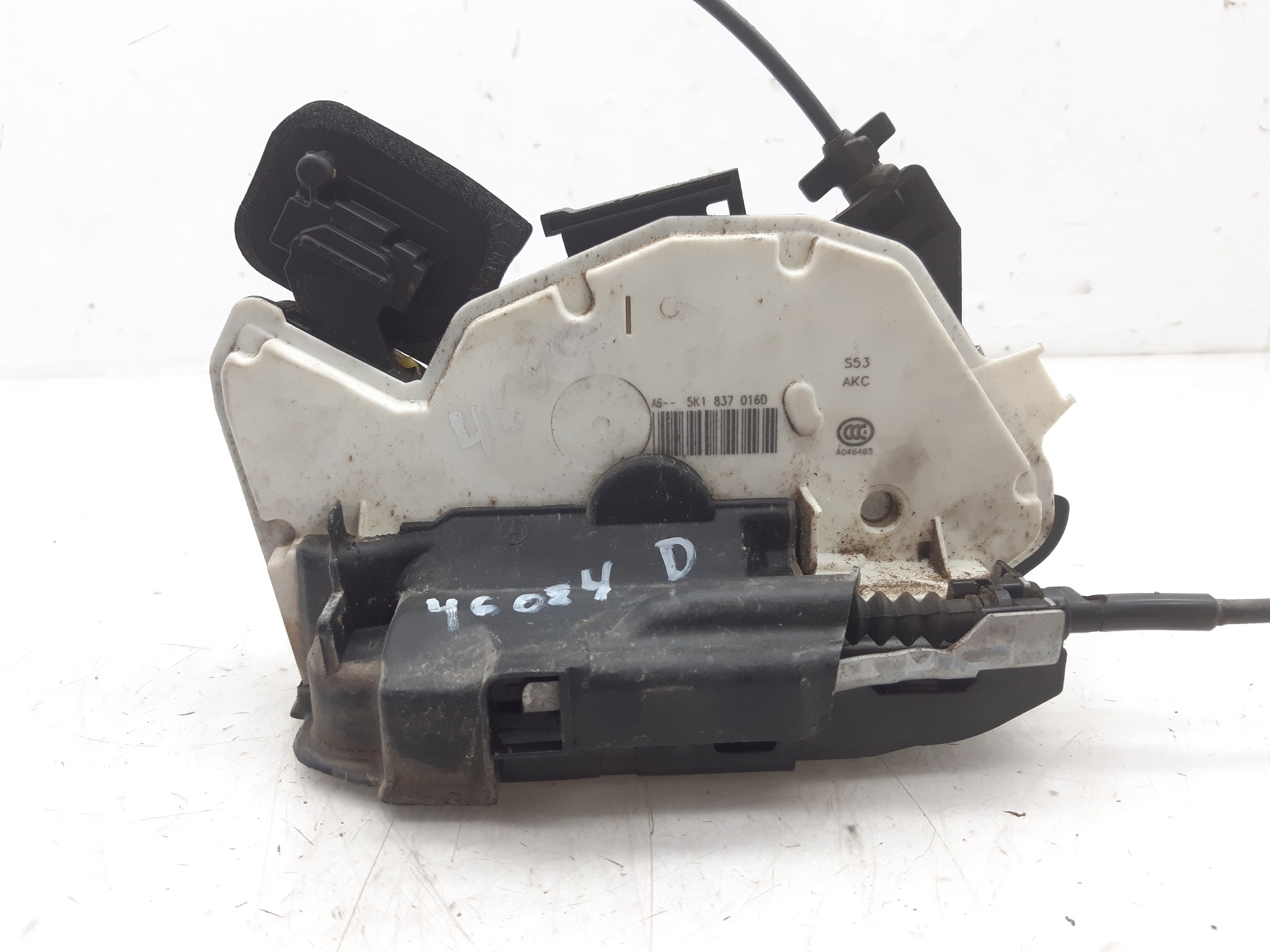 SEAT Leon 3 generation (2012-2020) Front Right Door Lock 5K1837016D 18687149