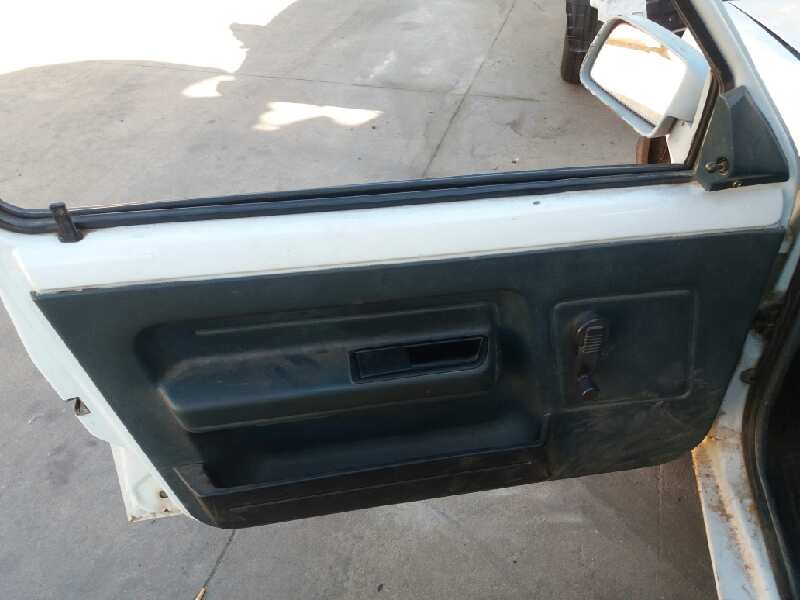 TOYOTA Express Front Right Fender Turn Signal 7700811996 22067270