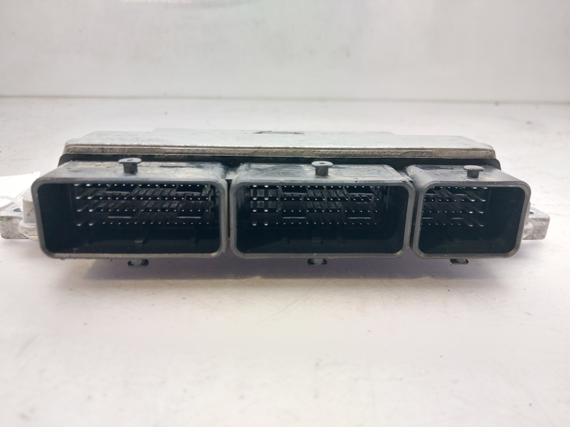 DACIA Sandero 2 generation (2013-2020) Engine Control Unit ECU 237105500R 24002627