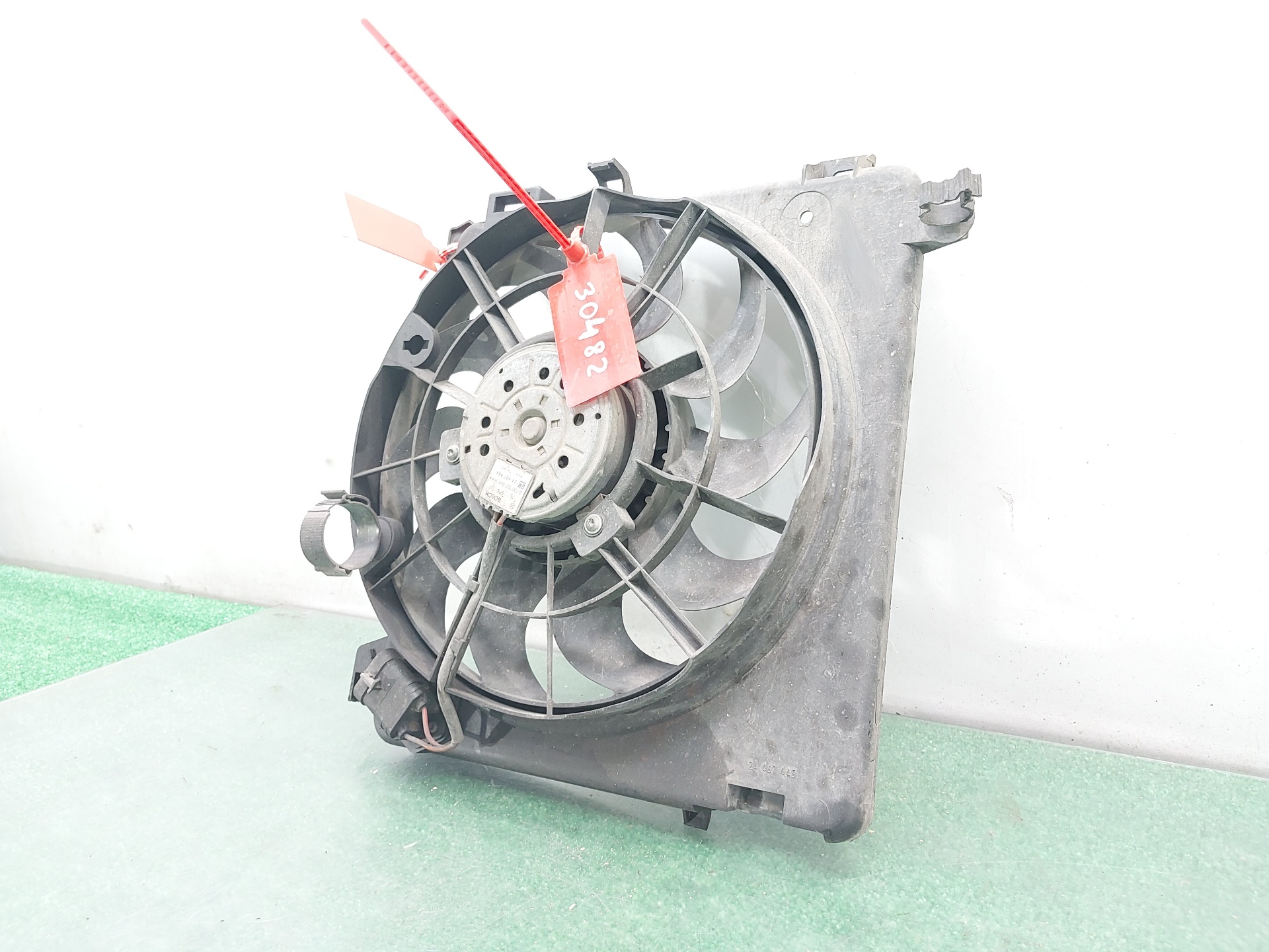 OPEL Astra J (2009-2020) Difūzoriaus ventiliatorius 24467442 24851425