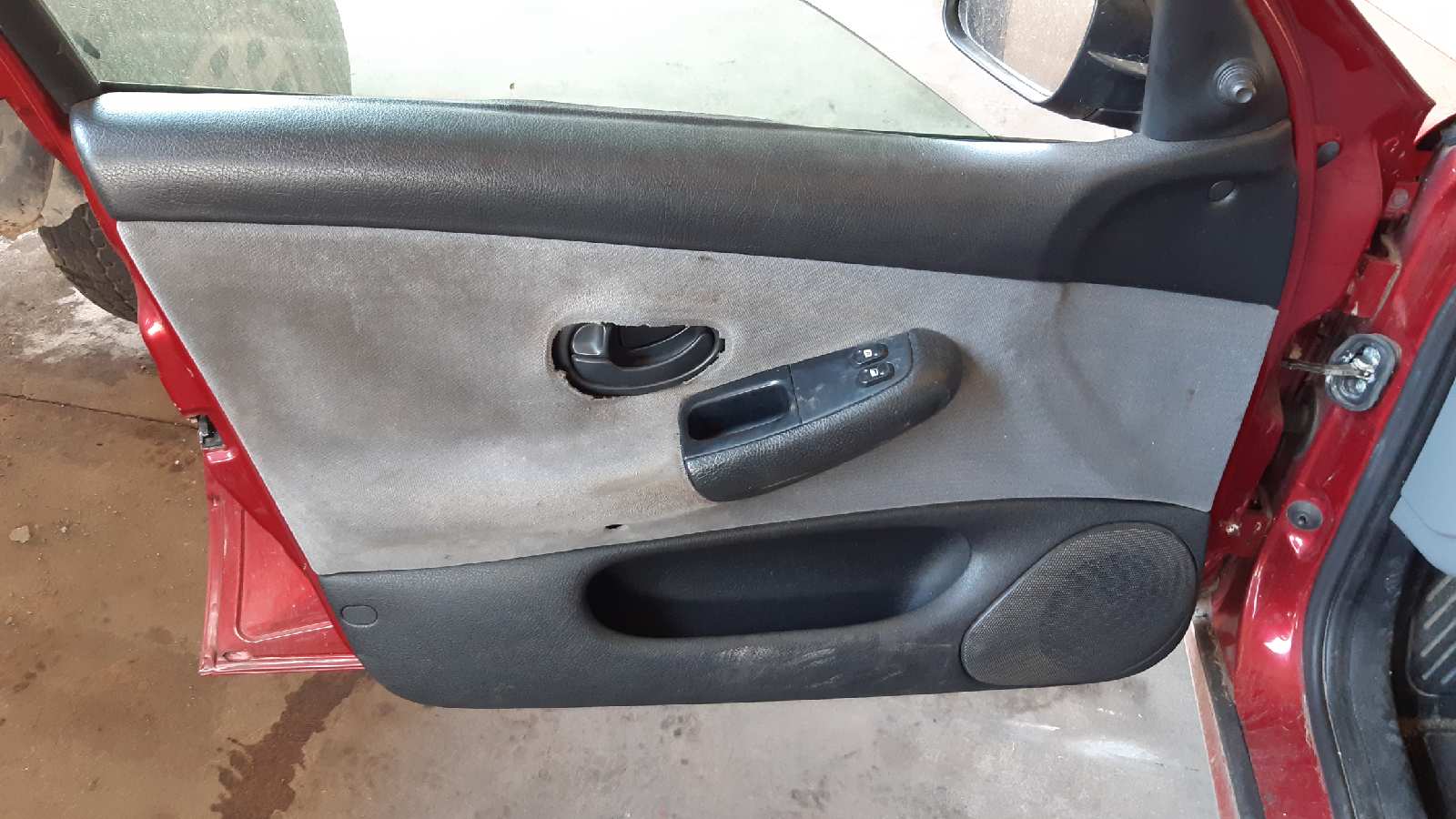 PEUGEOT 406 1 generation (1995-2004) Front Right Door Exterior Handle 9621868777 18523232