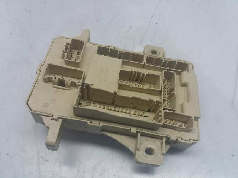 HYUNDAI i30 FD (1 generation) (2007-2012) Fuse Box 919502H010 20183090