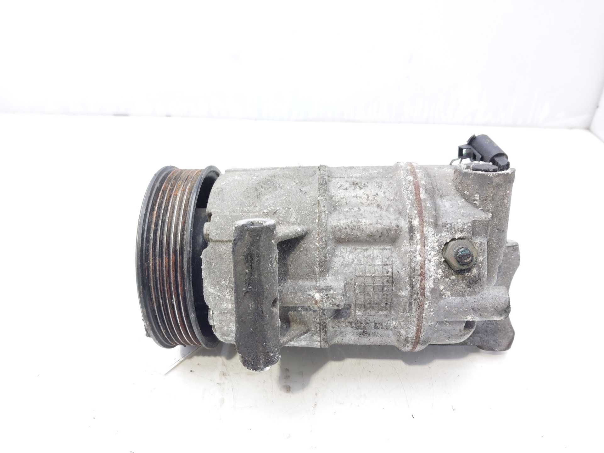 VOLKSWAGEN Golf 7 generation (2012-2024) Pompe de climatisation 5Q0816803B 22472149