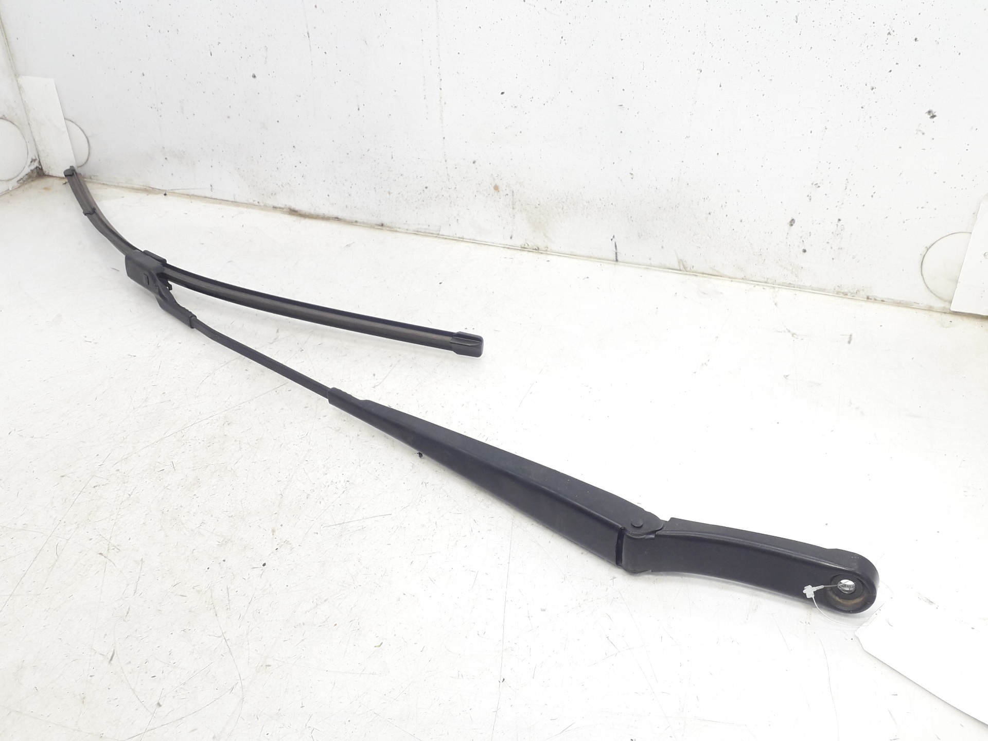 VOLKSWAGEN Caddy 3 generation (2004-2015) Front Wiper Arms 2K1955409B 22423430