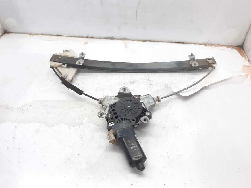 HYUNDAI Accent LC (1999-2013) Front Right Door Window Regulator 8240425010 18543670