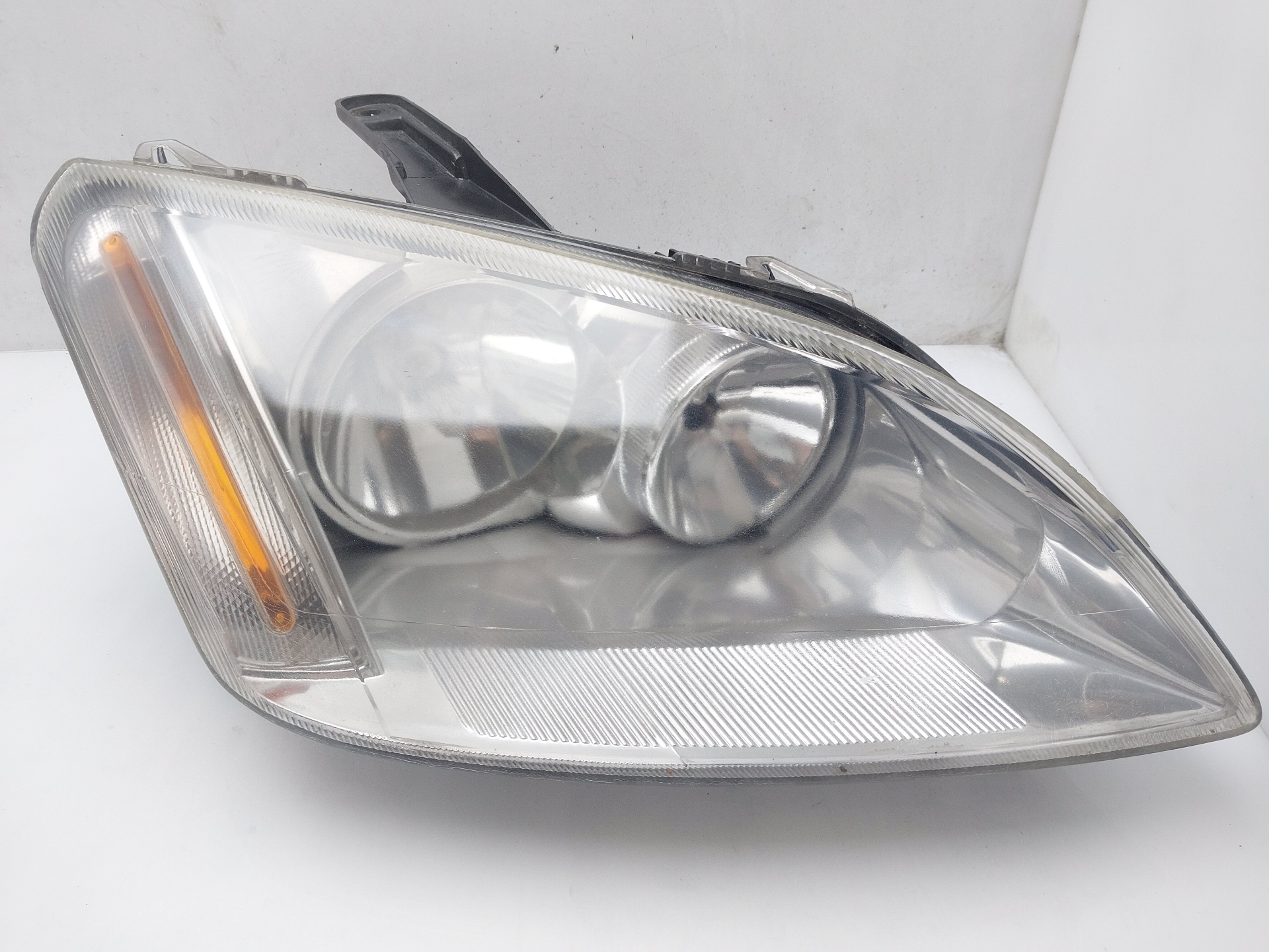 FORD C-Max 1 generation (2003-2010) Front Right Headlight 3M5113005AH 24786909