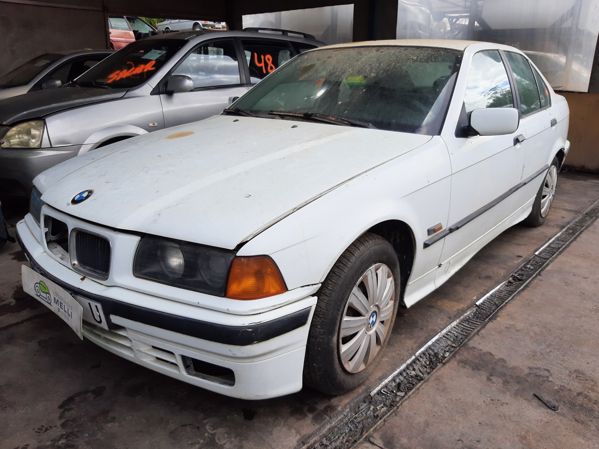 BMW 3 Series E36 (1990-2000) Pravý přední blatník směrového světla 63138353278 20145523