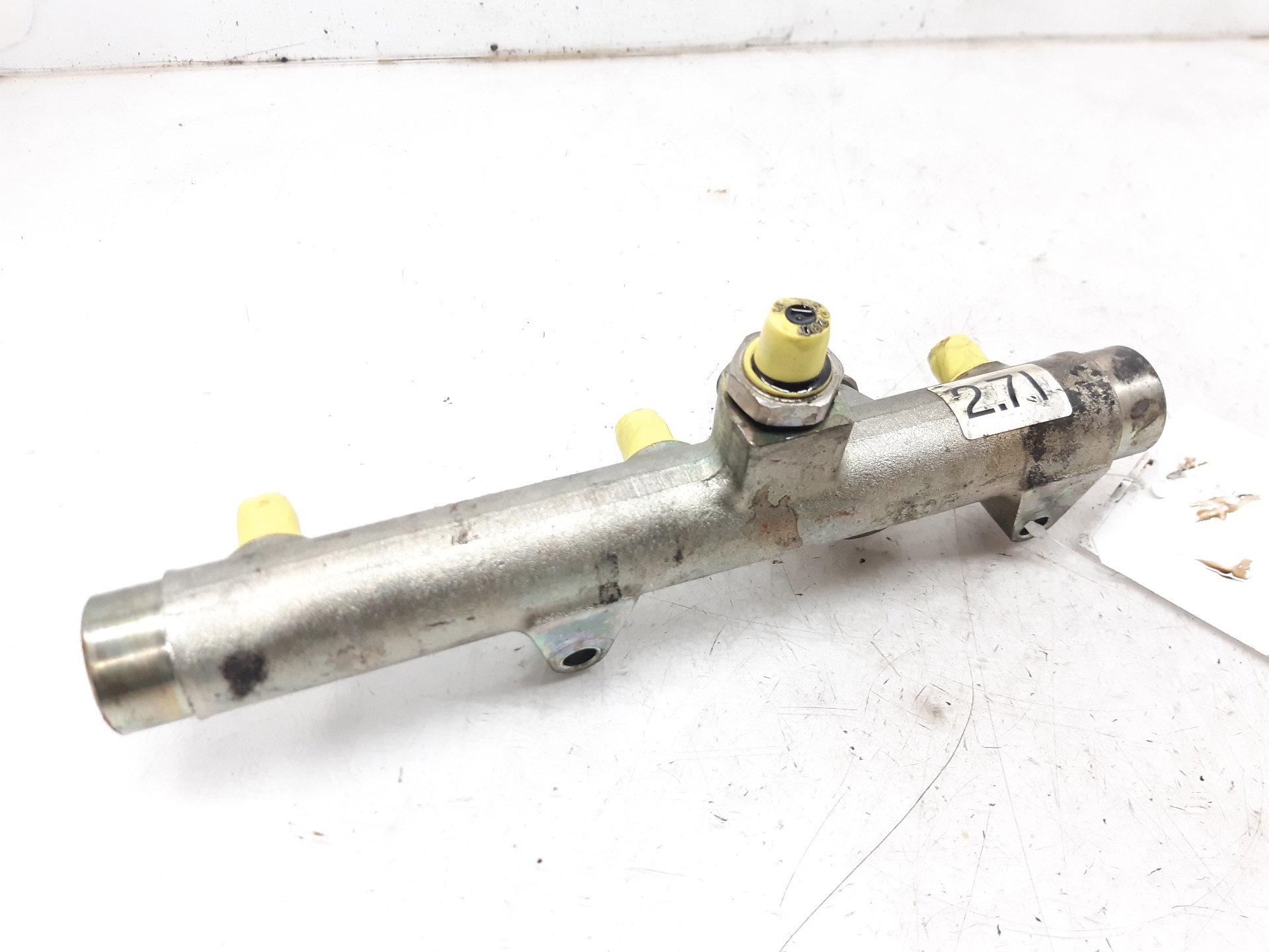 TOYOTA A6 C6/4F (2004-2011) Fuel Rail 059130089K 18690456