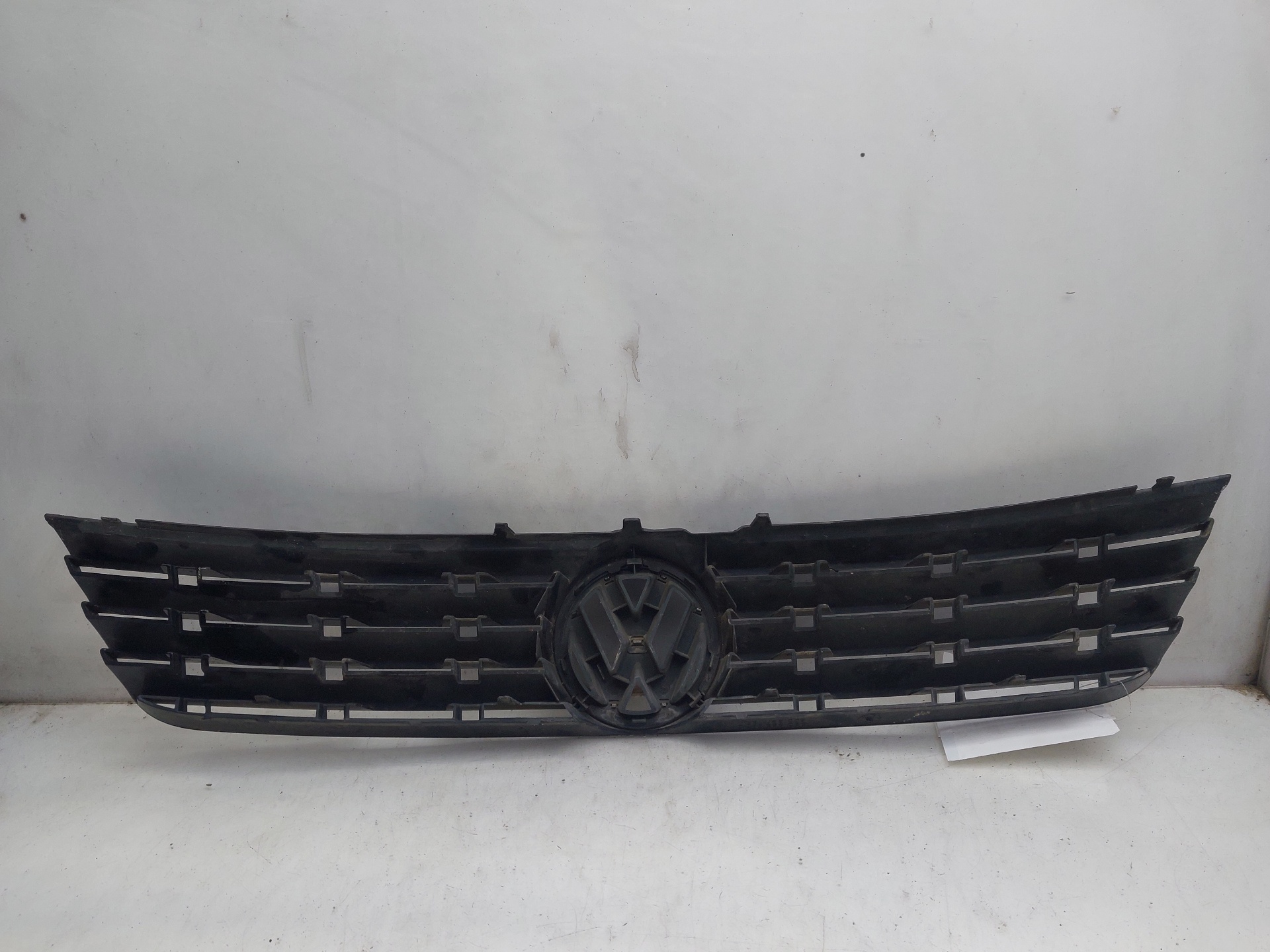 VOLKSWAGEN Passat B5 (1996-2005) Решетка радиатора 3B0853653C 24150687