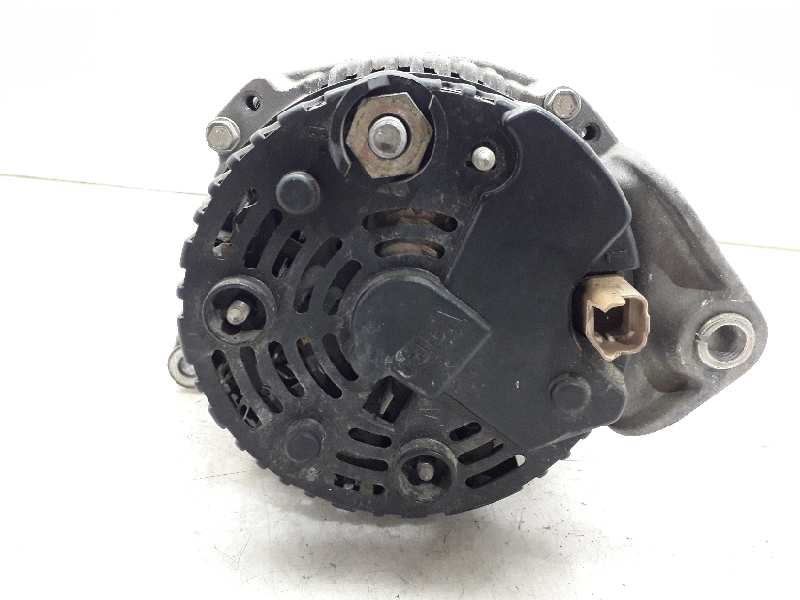 Alternador F8Q622 7700436626 de Renault Megane i classic (la0/1_) 1997-2001 64 CV con 125091 km - pieza usada
