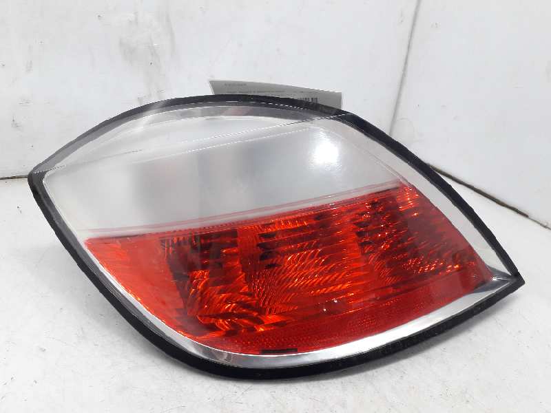 OPEL Astra J (2009-2020) Фонарь задний левый 1222354 23849714